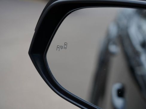 Used 2019 Toyota Tacoma TRD Off-Road image 39