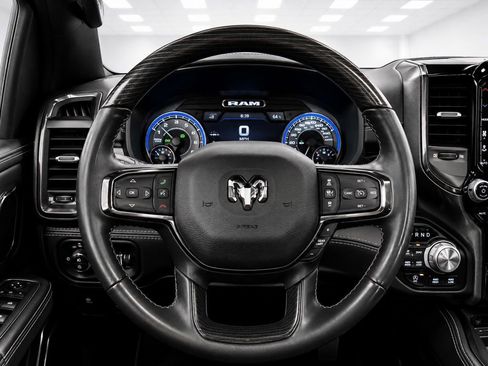 Used 2022 RAM 1500 Limited AWD/4WD image 39