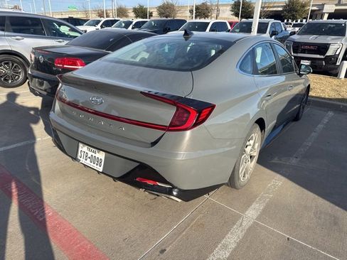 Used 2021 Hyundai Sonata SEL image 3
