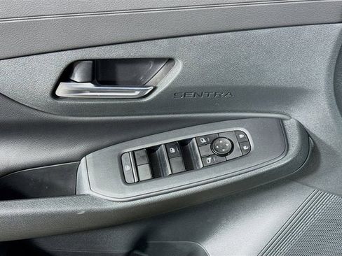 New 2026 Nissan Sentra SV FWD image 18