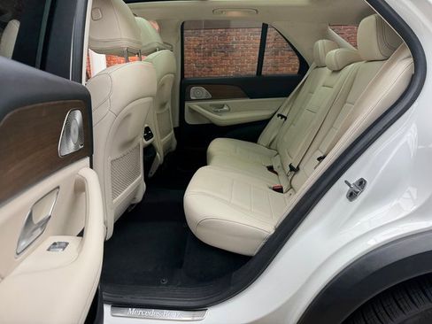 Certified 2022 Mercedes-Benz GLE 350 4MATIC image 24