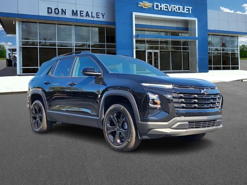 New 2026 Chevrolet Equinox LT w/ Convenience Package II image 1