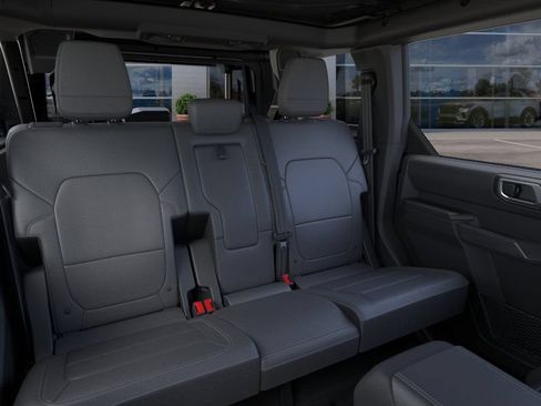 New 2026 Ford Bronco Outer Banks AWD/4WD image 11