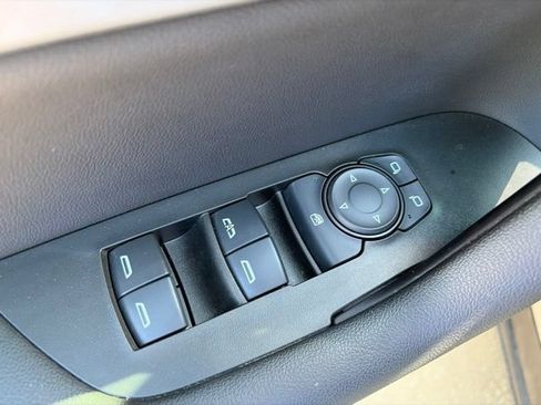 Used 2021 Chevrolet Blazer LT FWD image 10