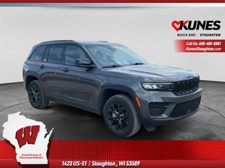 Used 2024 Jeep Grand Cherokee Altitude AWD/4WD video 1