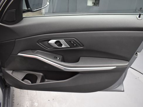 Used 2024 BMW 330i Sedan image 6