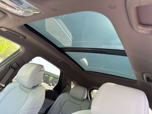New 2026 Genesis GV70 2.5T Advanced AWD/4WD image 35