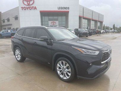 Certified 2022 Toyota Highlander Limited