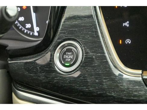 Used 2022 Cadillac XT6 Premium Luxury w/ Technology Package image 56