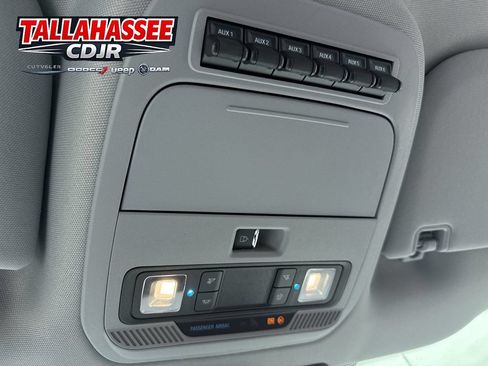 Used 2023 Ford F250 XL w/ STX Appearance Package AWD/4WD image 19