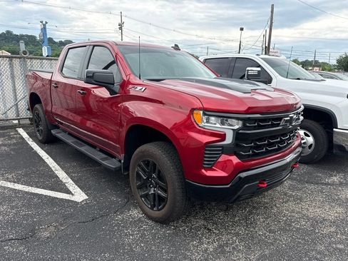 Used 2025 Chevrolet Silverado 1500 LT Trail Boss w/ Protection Package AWD/4WD image 1