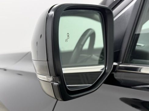 Certified 2025 Honda Pilot Elite image 15