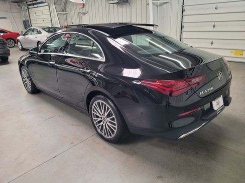 Used 2025 Mercedes-Benz CLA 250 4MATIC image 4