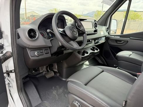 New 2026 Mercedes-Benz Sprinter 2500 image 10