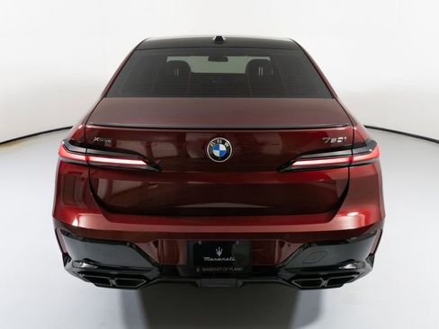 Used 2025 BMW 760i xDrive w/ Executive Package AWD/4WD image 13