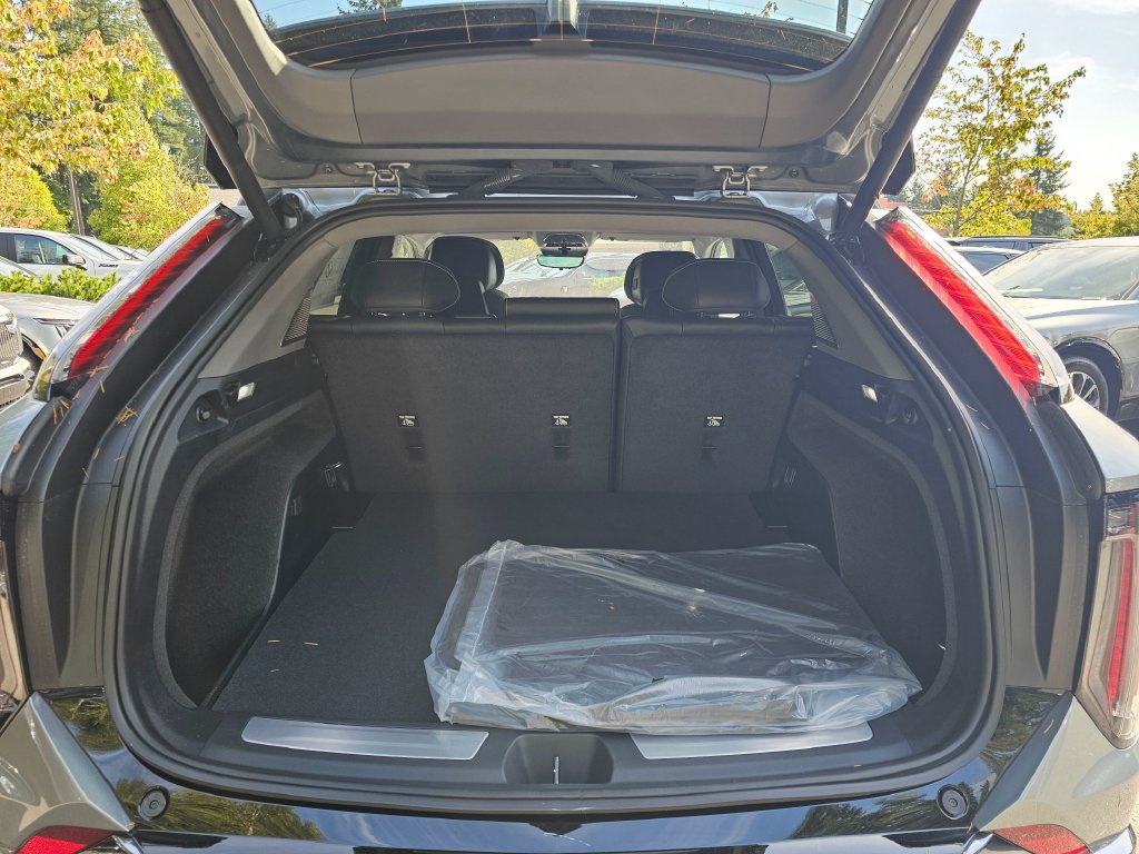 New 2027 Cadillac Optiq Sport AWD/4WD image 18