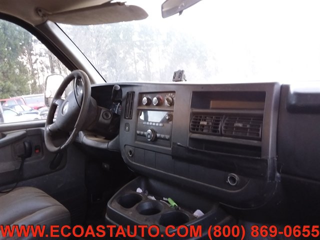 Used 2009 Chevrolet Express 2500 RWD image 7