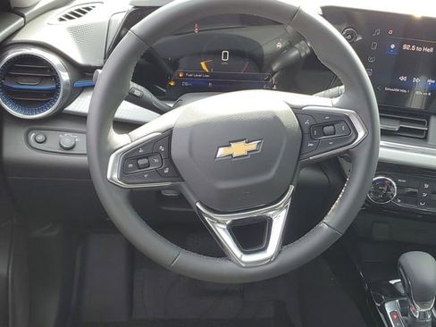 New 2026 Chevrolet Trax LT w/ Driver Confidence Package image 11