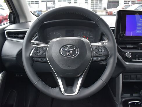 Certified 2024 Toyota Corolla Cross LE AWD/4WD image 9