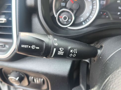 Used 2019 RAM 1500 Big Horn AWD/4WD image 20