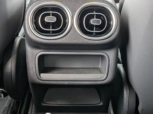 Used 2026 Mercedes-Benz GLC 300 image 17