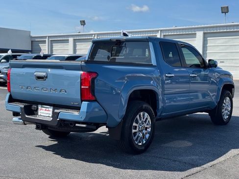 Used 2026 Toyota Tacoma Limited AWD/4WD image 11