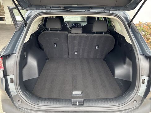Used 2025 Kia Sportage LX FWD image 30