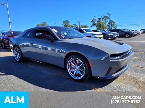 Used 2025 Dodge Charger R/T Scat Pack w/ Track Pack image 15