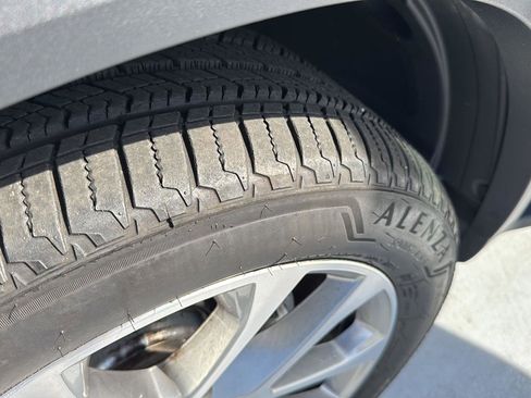 Used 2025 BMW X5 xDrive40i w/ Premium Package image 35