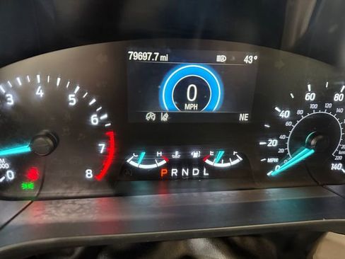 Used 2020 Ford Escape SE image 2