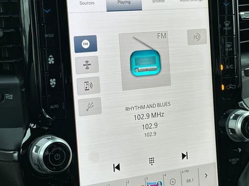 New 2026 RAM 5500 Tradesman w/ Laramie Trim Package image 22