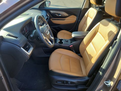 Used 2018 GMC Terrain SLT w/ Preferred Package image 22