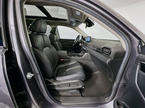 Certified 2025 Honda Pilot Touring image 31