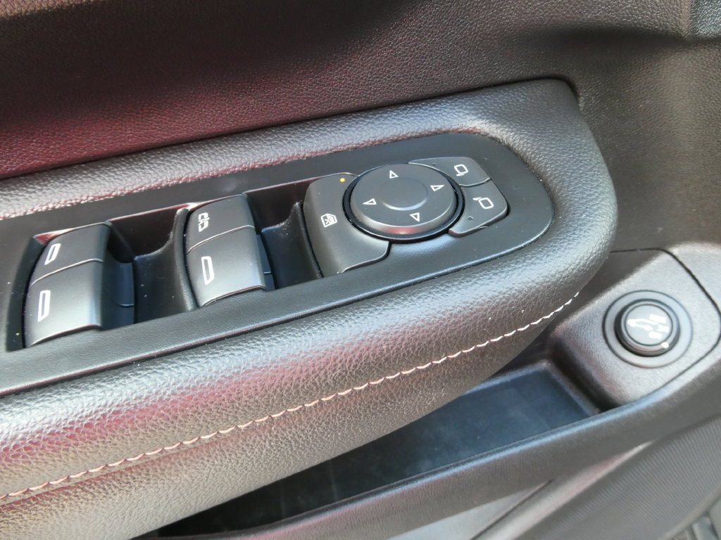Certified 2022 GMC Terrain SLT AWD/4WD image 26