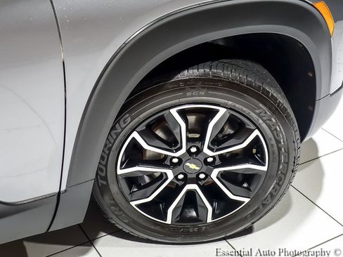 Used 2023 Chevrolet TrailBlazer ACTIV w/ Technology Package FWD image 10