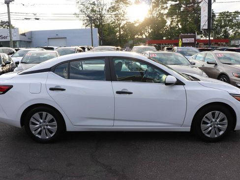 Used 2024 Nissan Sentra S FWD image 6