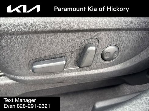 Used 2025 Kia Telluride EX image 26