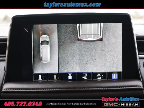 Used 2024 GMC Yukon XL SLT w/ SLT Luxury Package image 19