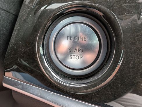 Used 2015 Mercedes-Benz S 63 AMG 4MATIC Sedan image 23