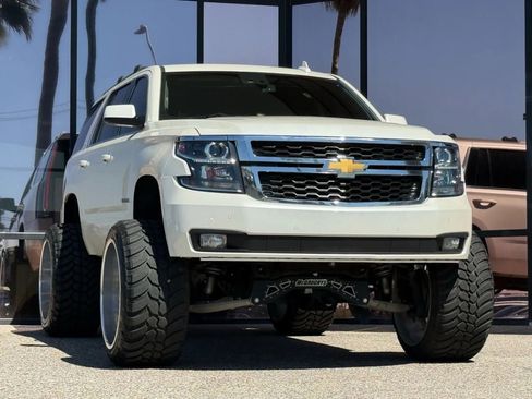 Used 2015 Chevrolet Tahoe LT w/ Luxury Package image 16