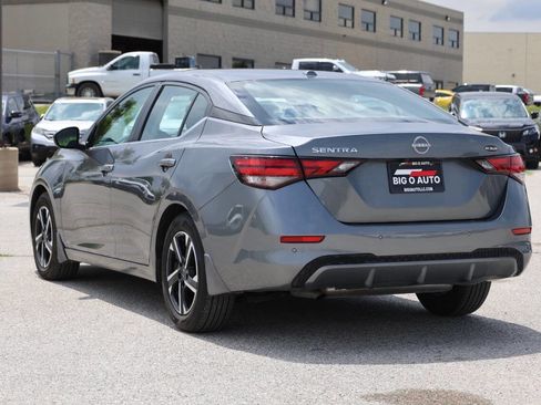 Used 2025 Nissan Sentra SV w/ Trunk Package FWD image 11
