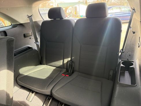 Used 2019 Kia Sorento LX image 21