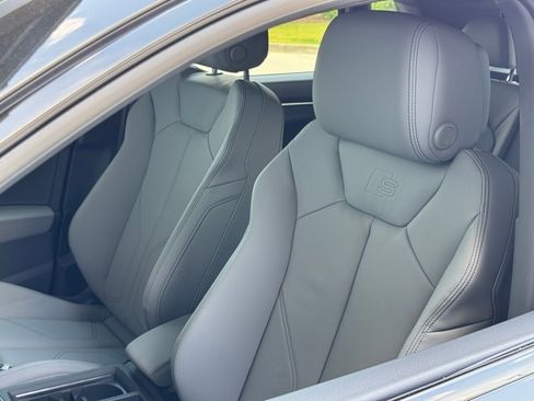 New 2025 Audi Q3 2.0T Premium image 18