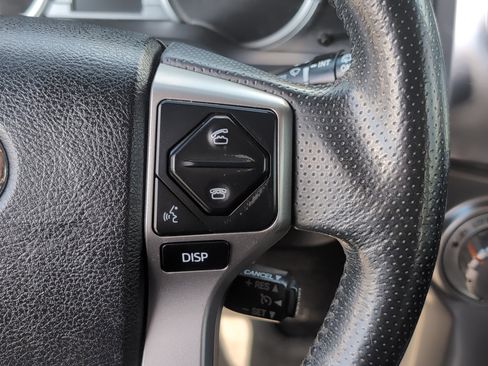 Used 2018 Toyota 4Runner SR5 image 20