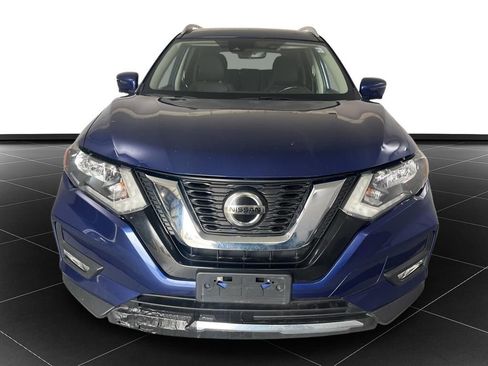 Used 2019 Nissan Rogue SV w/ Premium Package AWD/4WD image 8