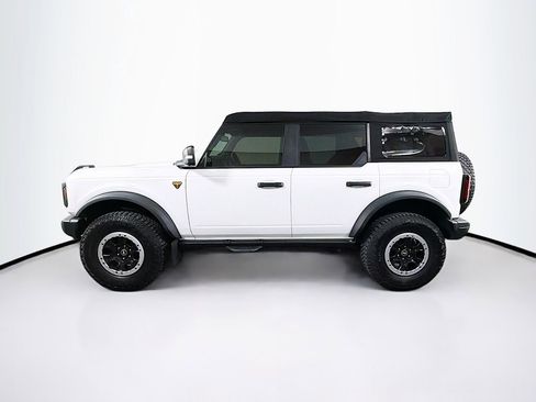 Used 2023 Ford Bronco Badlands image 4