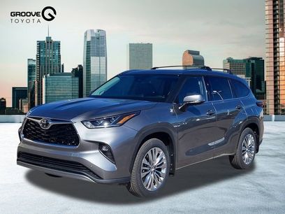 New 2025 Toyota Highlander Platinum