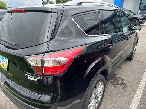 Used 2017 Ford Escape Titanium FWD image 4