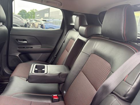 Certified 2025 Nissan Kicks SR w/ SR Premium Package AWD/4WD image 28