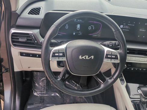 Used 2024 Kia Telluride S w/ S Sunroof Package image 18